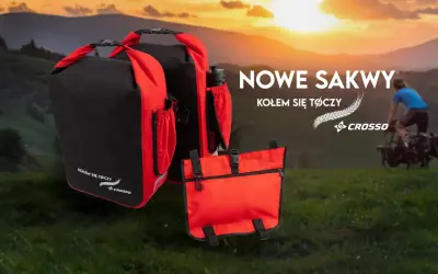 Czarne i czerwone sakwy rowerowe, gotowe na wyprawę. Idealne na bagażnik, by zabrać wszystko, co potrzebne.
