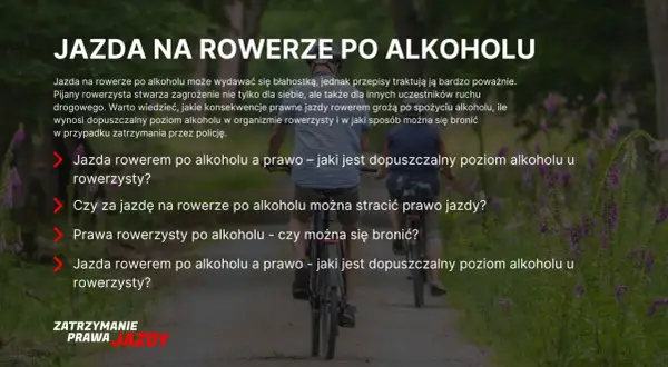 Dwaj panowie jadą na rowerach po leśnej ścieżce. Temat: jazda rowerem po alkoholu i jej konsekwencje.